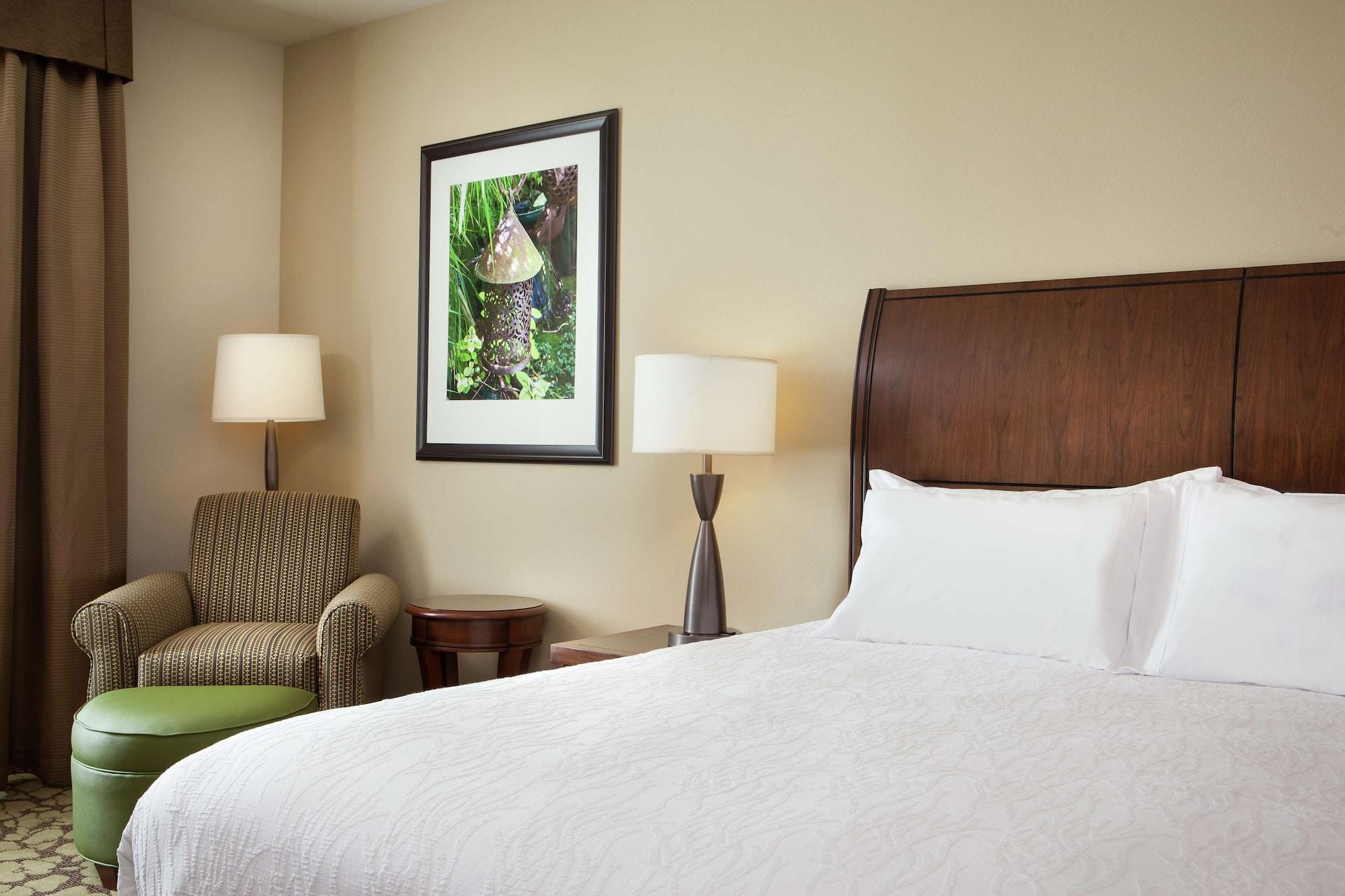Hilton Garden Inn Bettendorf/ Quad Cities Exterior photo
