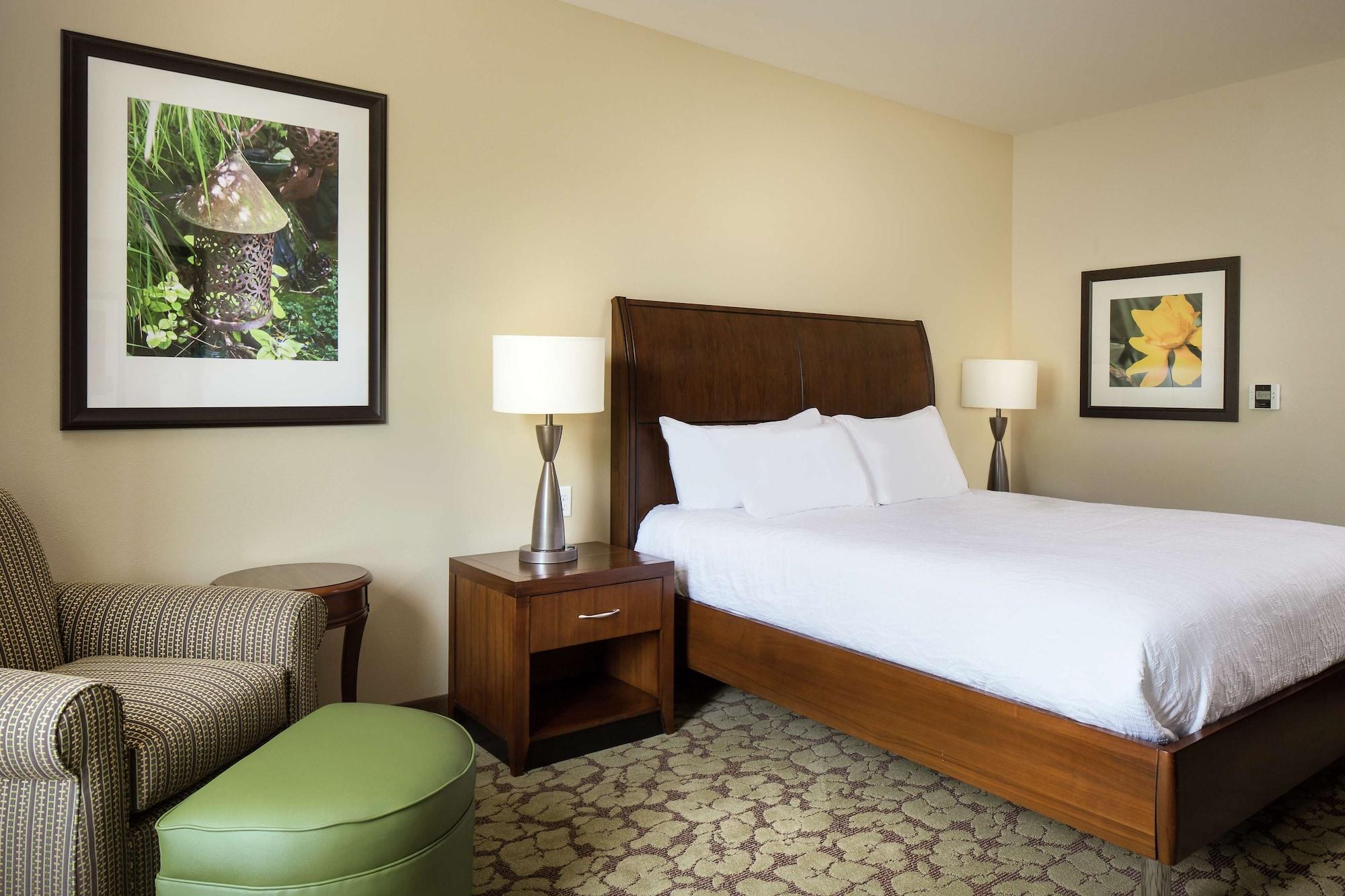 Hilton Garden Inn Bettendorf/ Quad Cities Exterior photo