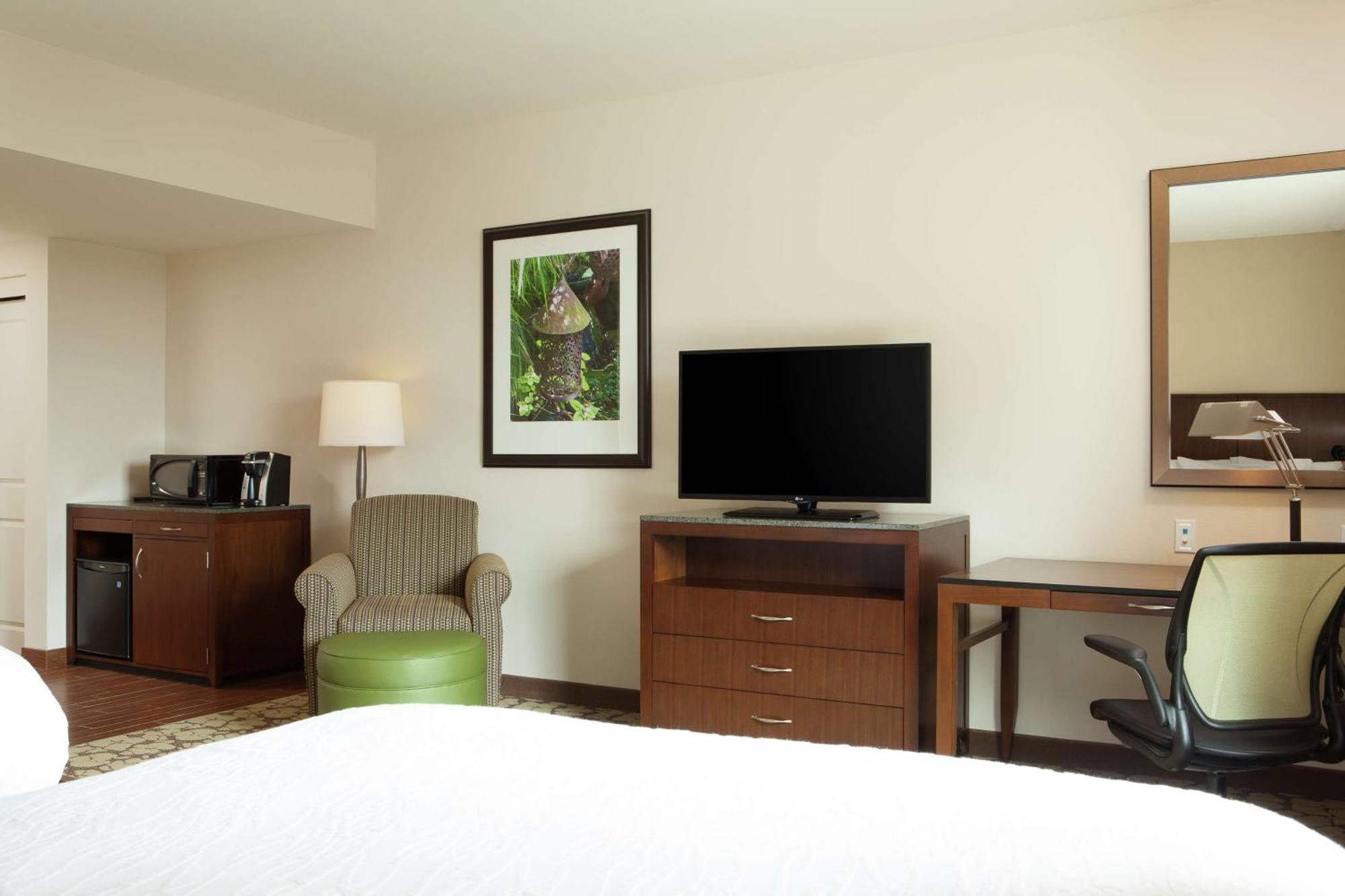 Hilton Garden Inn Bettendorf/ Quad Cities Exterior photo